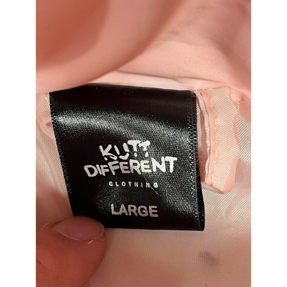 Kult Different Pink Puffer Vest Certified Battle Tested Size Large Streetwear - Picture 5 of 9